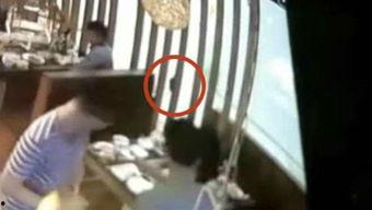 偷人吃瓜视频,揭秘娱乐圈背后的惊人真相