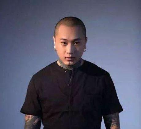 方丈评论区吃瓜,揭秘娱乐圈幕后真相